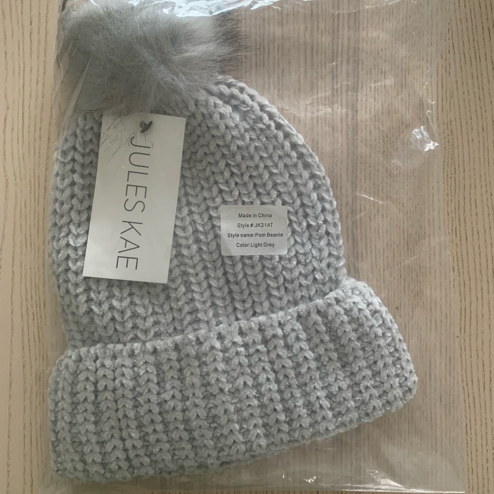Grey beanie NWT